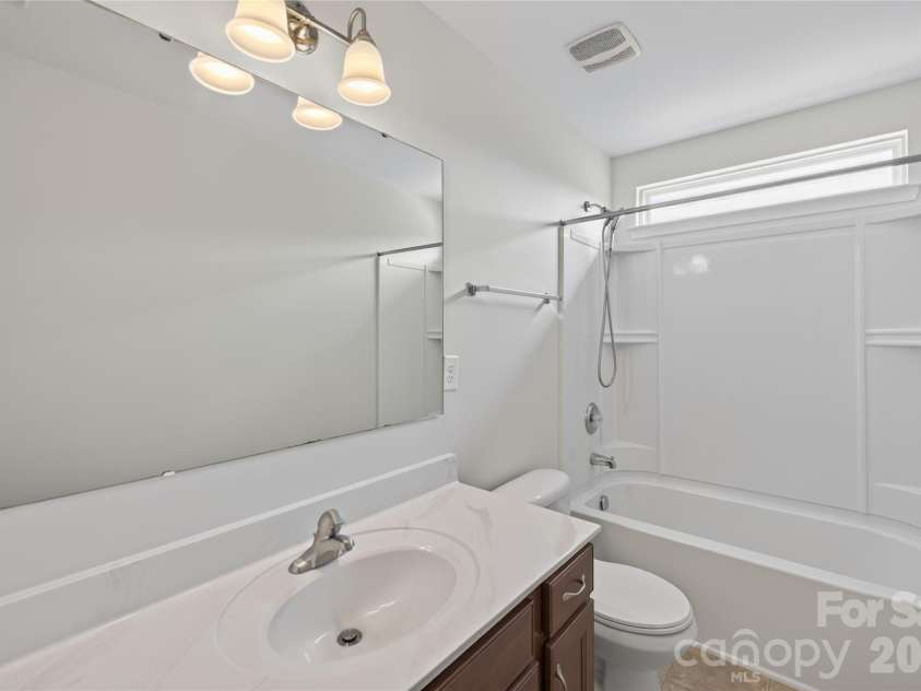 1607 Hoosac Drive, Waxhaw, NC 28173.  MLS# CAR4415250, YatesRealty ID 44812. 