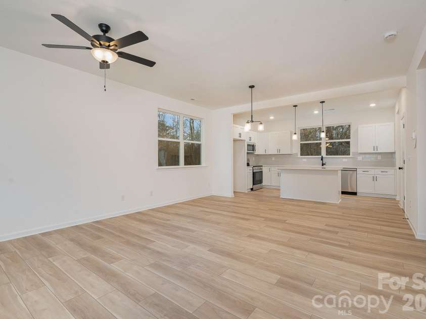 2021 Bishop Madison Lane, Charlotte, NC 28216.  MLS# CAR4415258, YatesRealty ID 44814. 