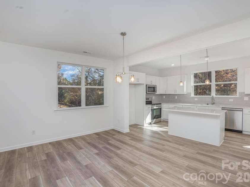 2021 Bishop Madison Lane, Charlotte, NC 28216.  MLS# CAR4415258, YatesRealty ID 44814. 
