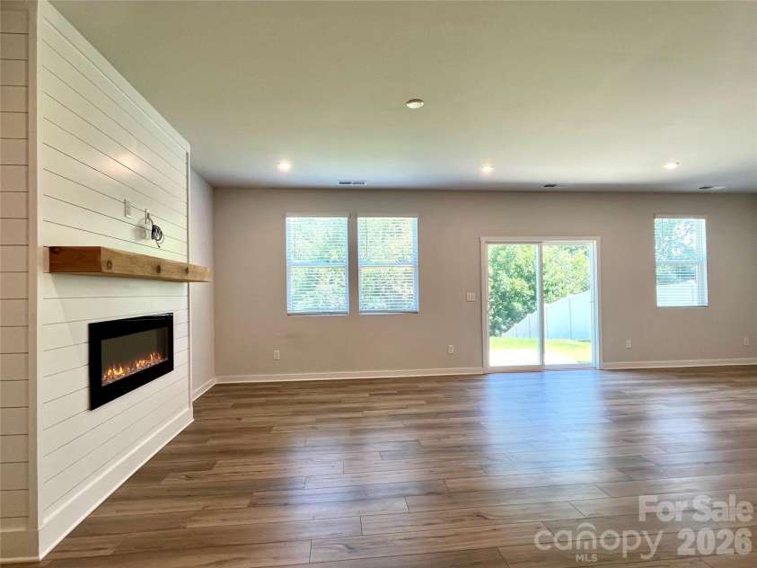 307 Bezelle Avenue, York, SC 29745.  MLS# CAR4415235, YatesRealty ID 44815. 