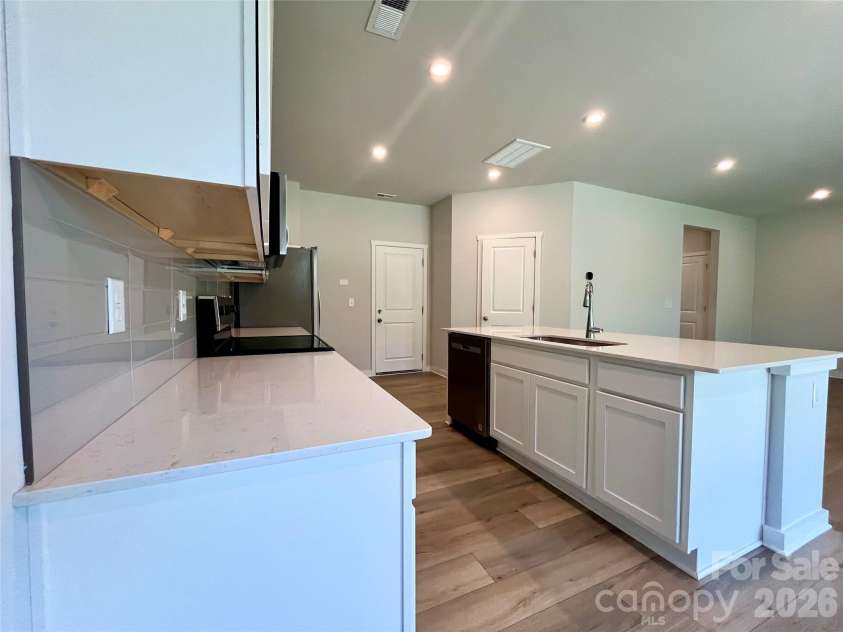 307 Bezelle Avenue, York, SC 29745.  MLS# CAR4415235, YatesRealty ID 44815. 