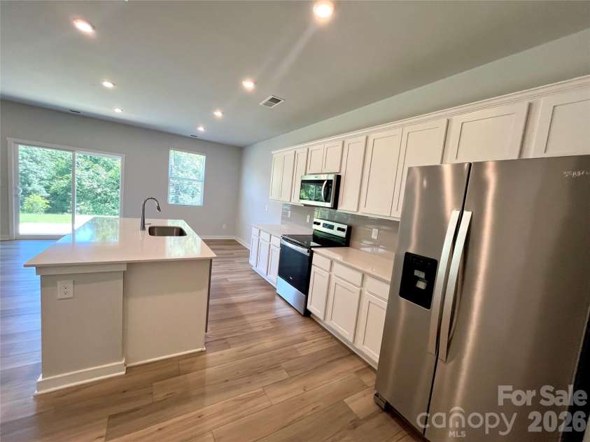 307 Bezelle Avenue, York, SC 29745.  MLS# CAR4415235, YatesRealty ID 44815. 