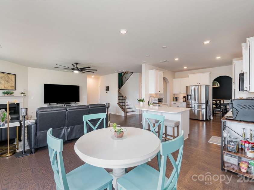 1051 Lookout Shoals Drive, Fort Mill, SC 29715.  MLS# CAR4222088, YatesRealty ID 4482. 