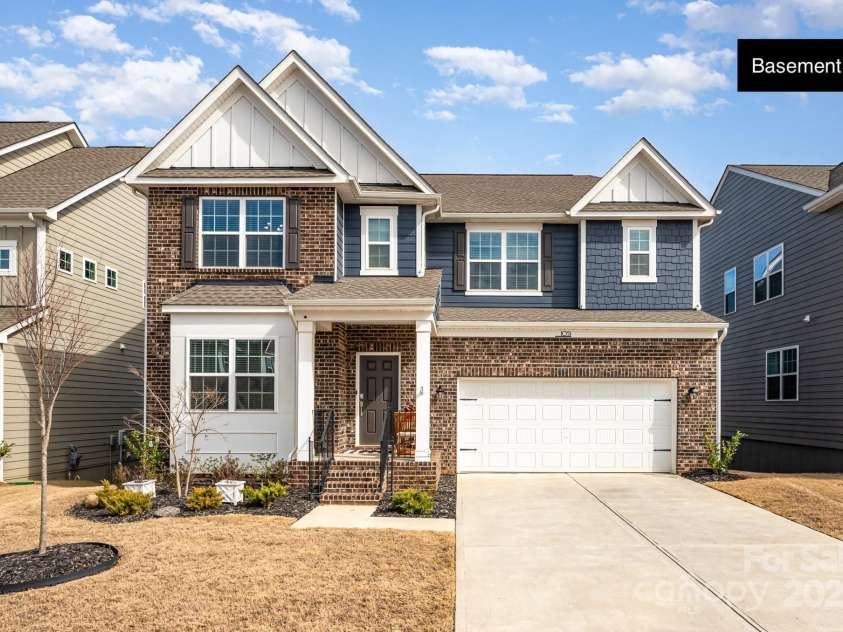 1051 Lookout Shoals Drive, Fort Mill, SC 29715.  MLS# CAR4222088, YatesRealty ID 4482. Beautiful walk out basement home