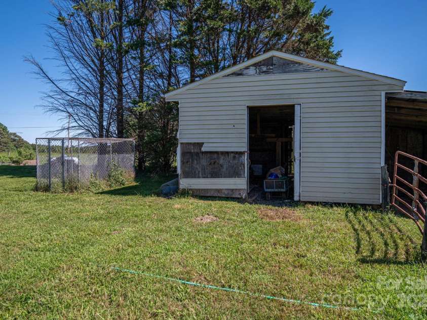 448 Dave Peterson Lane, Vale, NC 28168.  MLS# CAR4293258, YatesRealty ID 4482. 