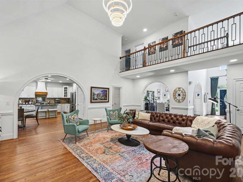 5507 Two Iron Drive, Matthews, NC 28104.  MLS# CAR4415000, YatesRealty ID 44821. 
