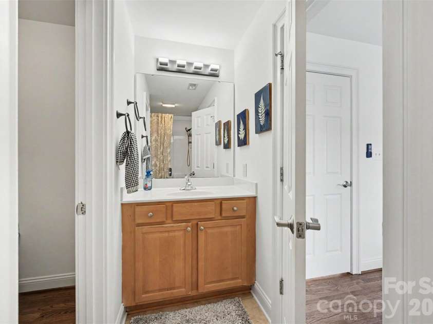 5507 Two Iron Drive, Matthews, NC 28104.  MLS# CAR4415000, YatesRealty ID 44821. 