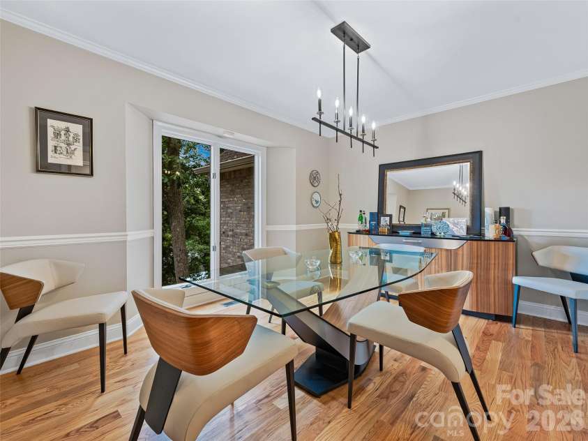 105 Galloway Drive, Asheville, NC 28803.  MLS# CAR4413973, YatesRealty ID 44825. 