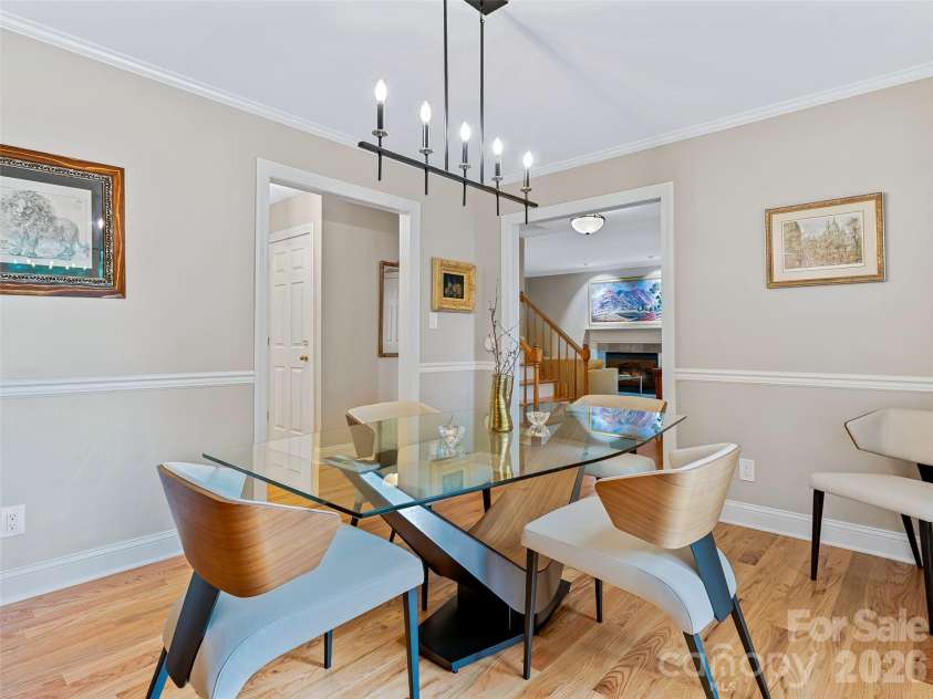 105 Galloway Drive, Asheville, NC 28803.  MLS# CAR4413973, YatesRealty ID 44825. 