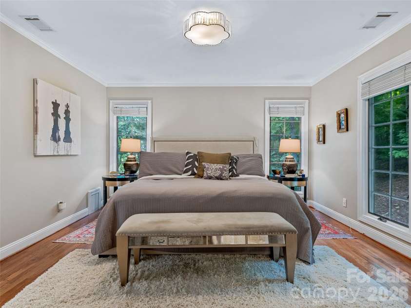 105 Galloway Drive, Asheville, NC 28803.  MLS# CAR4413973, YatesRealty ID 44825. 