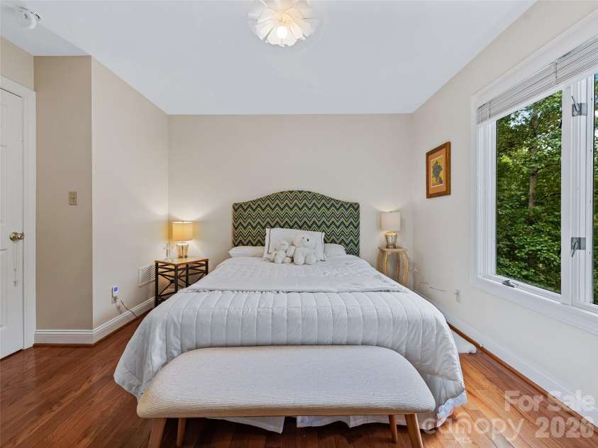 105 Galloway Drive, Asheville, NC 28803.  MLS# CAR4413973, YatesRealty ID 44825. 