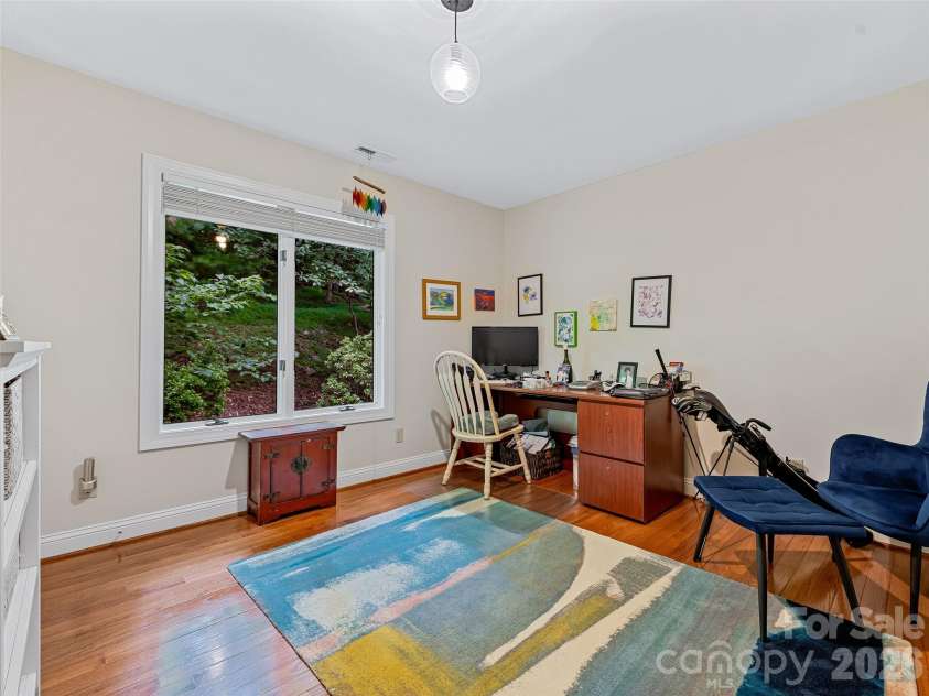 105 Galloway Drive, Asheville, NC 28803.  MLS# CAR4413973, YatesRealty ID 44825. 