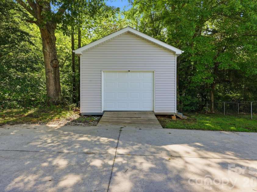 1910 Carl Fox Road, Taylorsville, NC 28681.  MLS# CAR4413868, YatesRealty ID 44827. 
