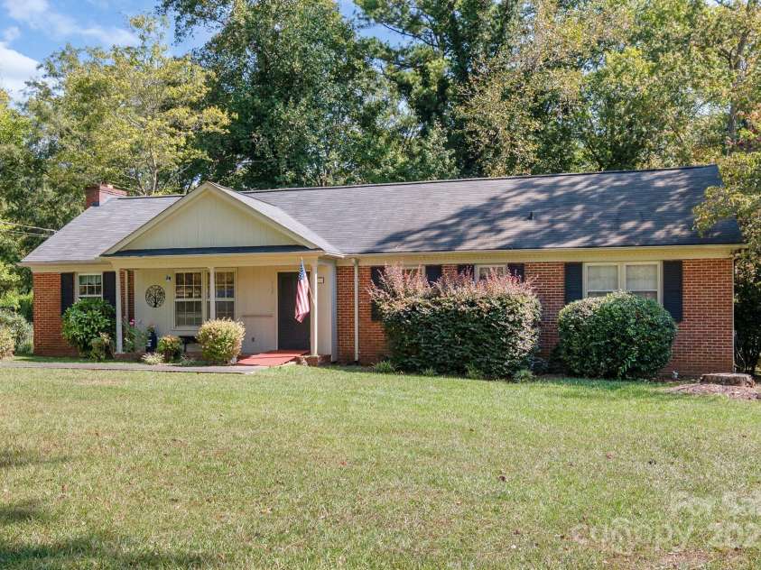 1790 Havenwood Drive, Lancaster, SC 29720.  MLS# CAR4303834, YatesRealty ID 4483. 