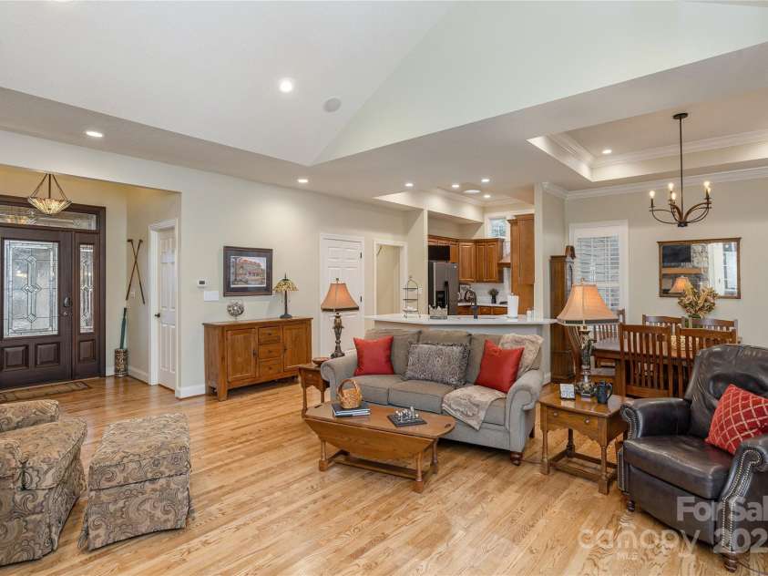 23 Dartmoor Court, Flat Rock, NC 28731.  MLS# CAR4241308, YatesRealty ID 4483. 