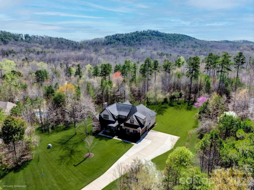 511 Alex D Owens Drive, Kings Mountain, NC 28086.  MLS# CAR4353870, YatesRealty ID 4483. 