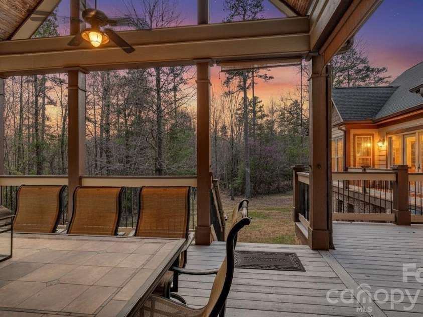 511 Alex D Owens Drive, Kings Mountain, NC 28086.  MLS# CAR4353870, YatesRealty ID 4483. Back deck