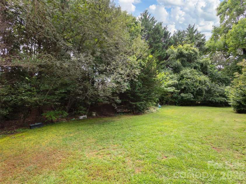 1126 Burnside Drive, Asheville, NC 28803.  MLS# CAR4414757, YatesRealty ID 44830. 