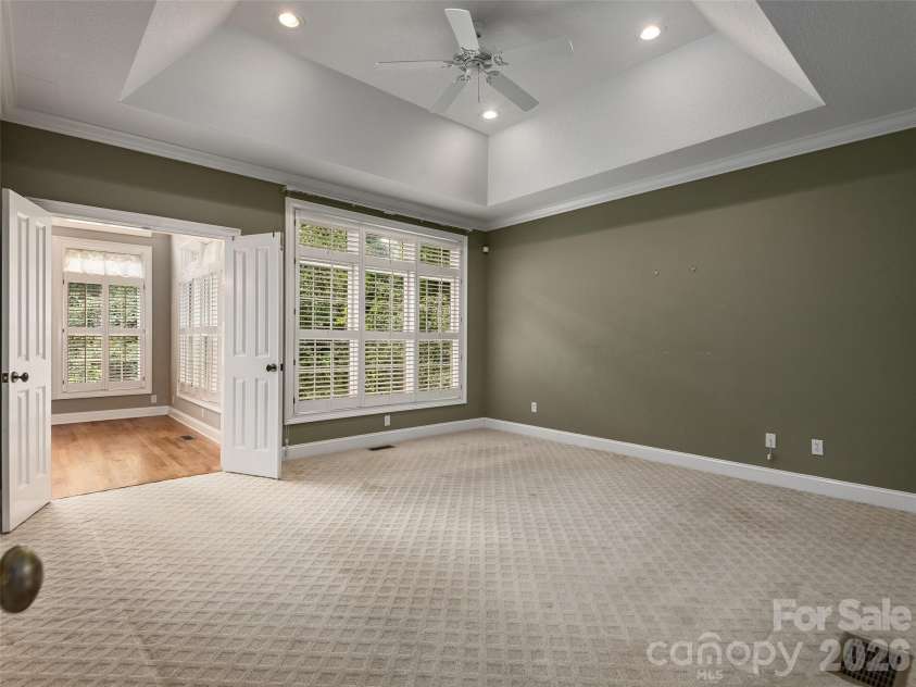 1126 Burnside Drive, Asheville, NC 28803.  MLS# CAR4414757, YatesRealty ID 44830. 