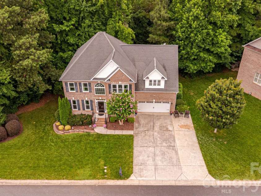 112 Millwood Drive, Fort Mill, SC 29715.  MLS# CAR4412856, YatesRealty ID 44833. 
