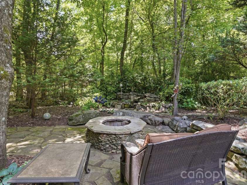 112 Millwood Drive, Fort Mill, SC 29715.  MLS# CAR4412856, YatesRealty ID 44833. 