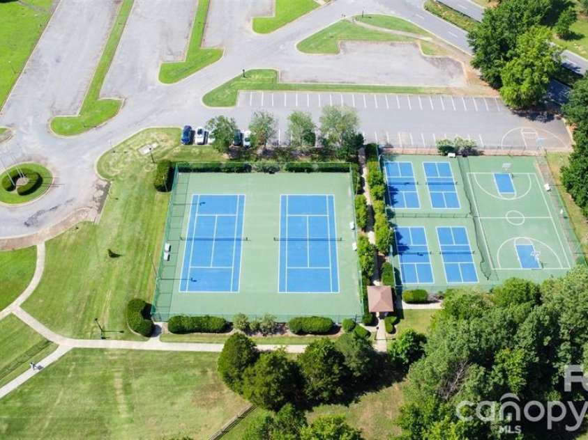 112 Millwood Drive, Fort Mill, SC 29715.  MLS# CAR4412856, YatesRealty ID 44833. 