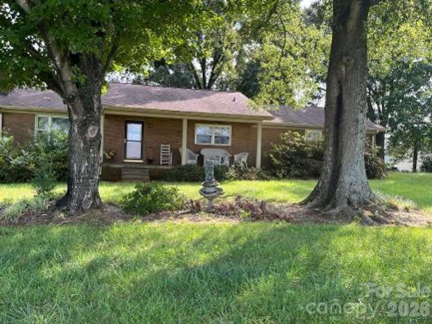 1211 Sharon School Road, Stony Point, NC 28678.  MLS# CAR4413333, YatesRealty ID 44834. 