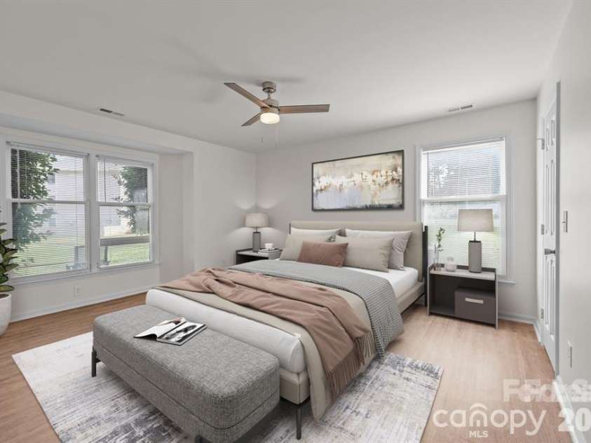 6203 Rosecroft Drive, Charlotte, NC 28215.  MLS# CAR4409527, YatesRealty ID 44835. Virtually staged primary bedroom