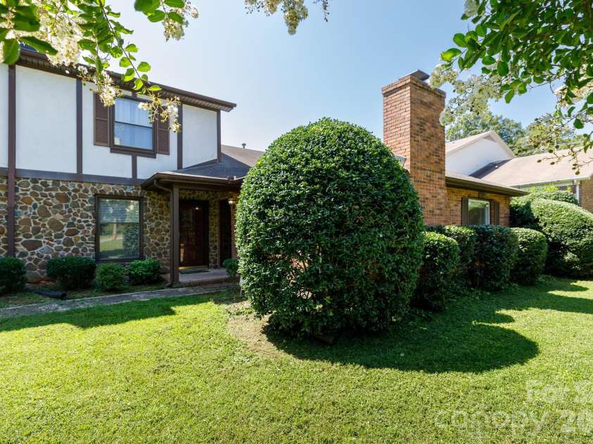150 Grady Drive, Rock Hill, SC 29732.  MLS# CAR4410826, YatesRealty ID 44836. 