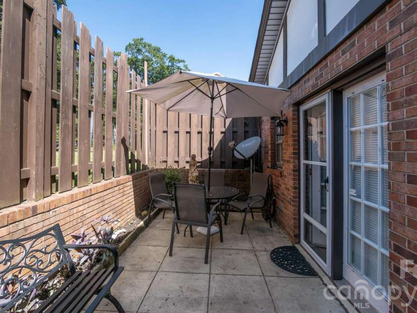 150 Grady Drive, Rock Hill, SC 29732.  MLS# CAR4410826, YatesRealty ID 44836. 