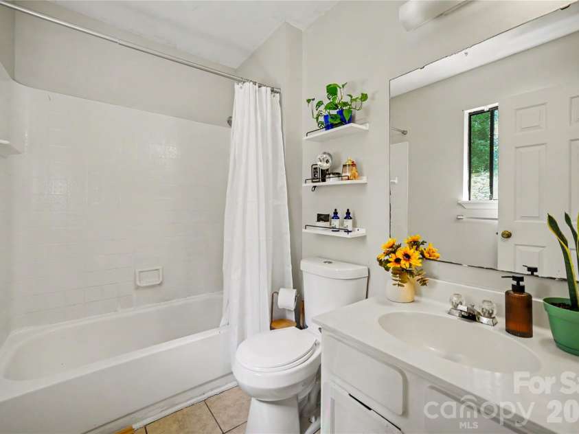6601 Santa Cruz Trail, Charlotte, NC 28227.  MLS# CAR4410897, YatesRealty ID 44837. 