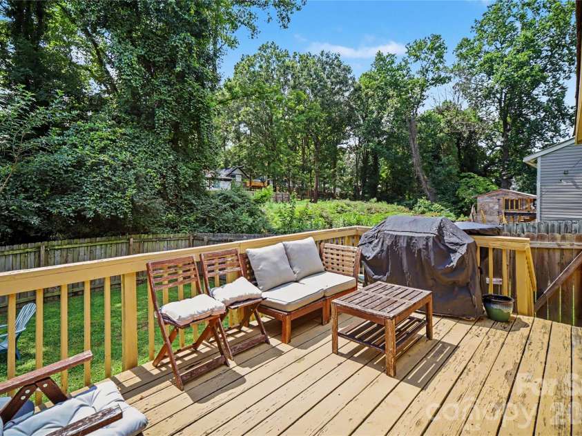 6601 Santa Cruz Trail, Charlotte, NC 28227.  MLS# CAR4410897, YatesRealty ID 44837. 