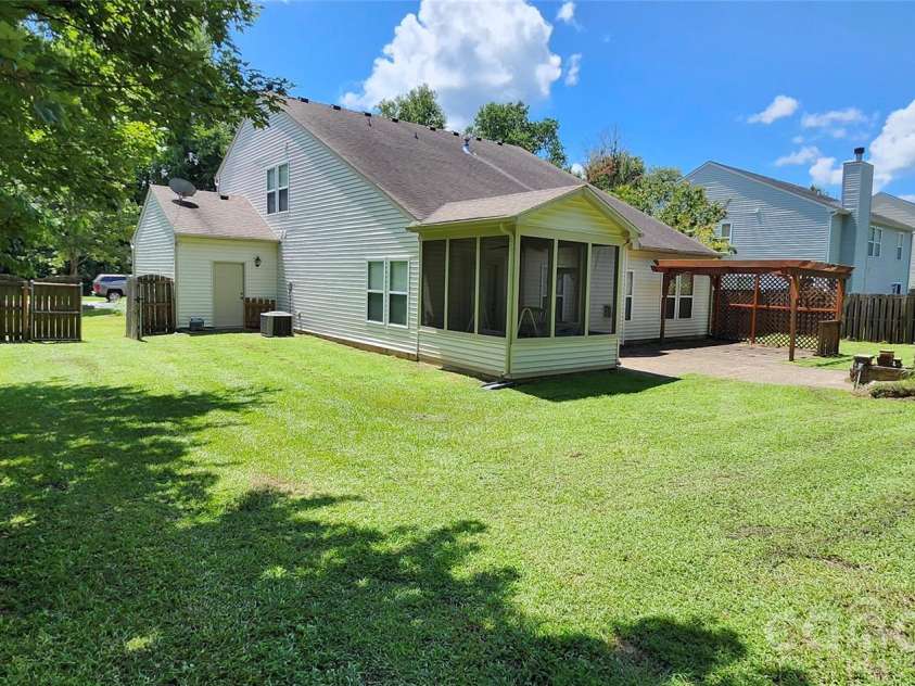 3792 Shasta Circle, Clover, SC 29710.  MLS# CAR4412007, YatesRealty ID 44838. 