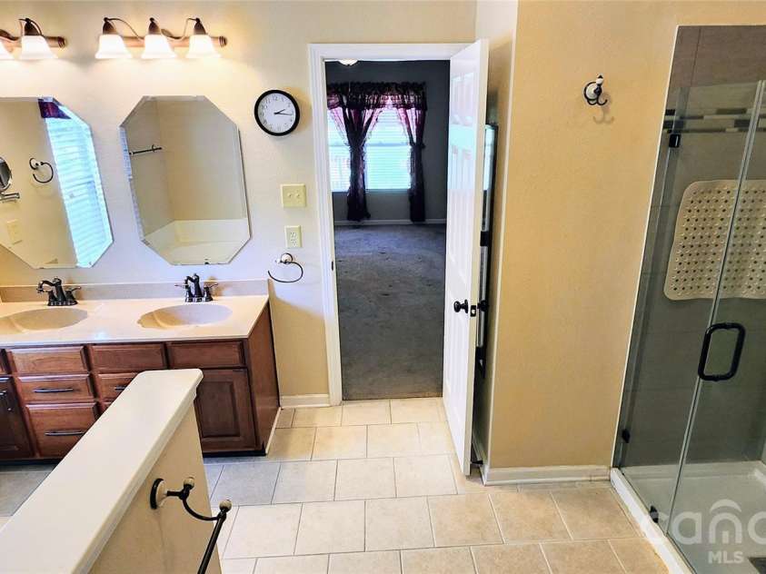 3792 Shasta Circle, Clover, SC 29710.  MLS# CAR4412007, YatesRealty ID 44838. 