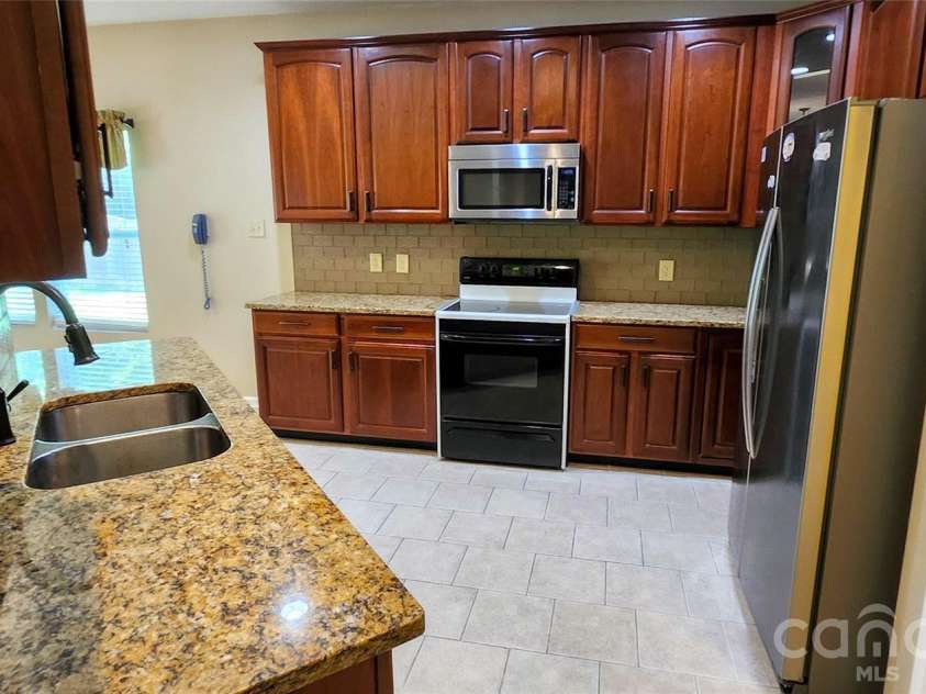 3792 Shasta Circle, Clover, SC 29710.  MLS# CAR4412007, YatesRealty ID 44838. 