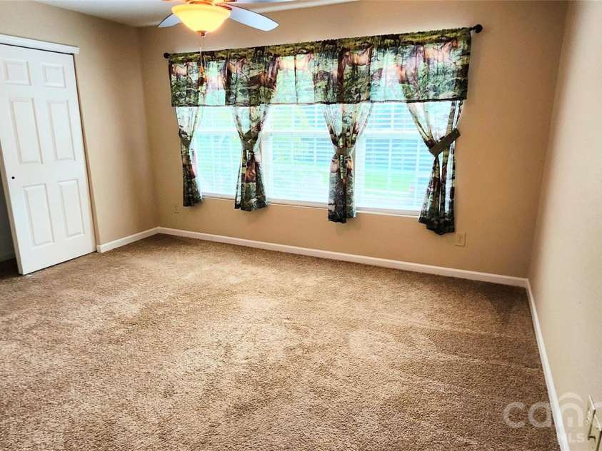 3792 Shasta Circle, Clover, SC 29710.  MLS# CAR4412007, YatesRealty ID 44838. 