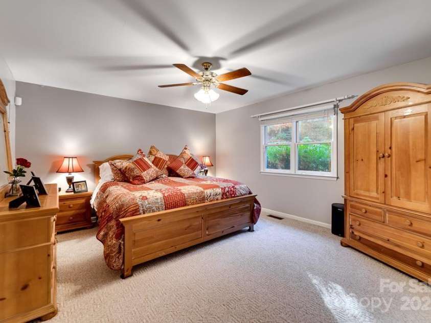 180 Paw Paw Cove, Sylva, NC 28779.  MLS# CAR4321416, YatesRealty ID 4484. Master Bedroom