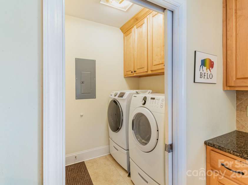 6000 Embassy Court, Wesley Chapel, NC 28110.  MLS# CAR4235321, YatesRealty ID 4484. 