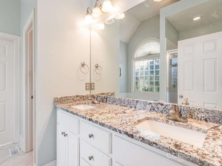 6000 Embassy Court, Wesley Chapel, NC 28110.  MLS# CAR4235321, YatesRealty ID 4484. 