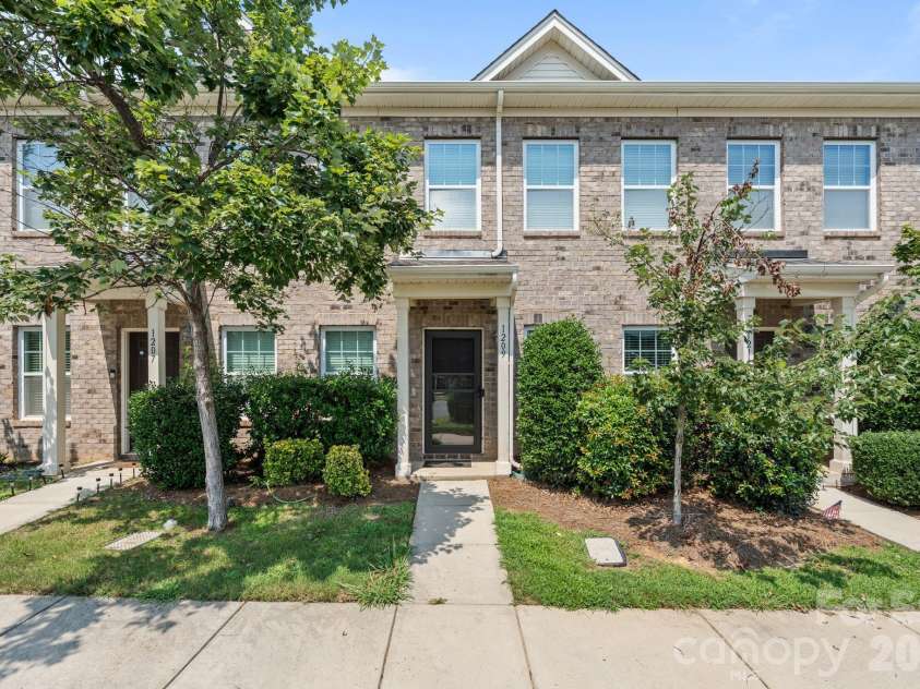 1209 Skywatch Lane, Monroe, NC 28112.  MLS# CAR4409435, YatesRealty ID 44841. 