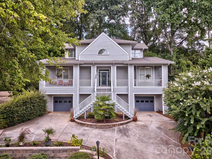 3 Mischief Street, Lake Wylie, SC 29710.  MLS# CAR4399658, YatesRealty ID 44842. 