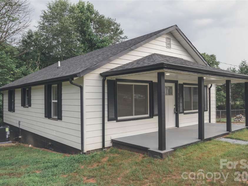 3974 Zero Mull Road, Morganton, NC 28655.  MLS# CAR4401190, YatesRealty ID 44843. 