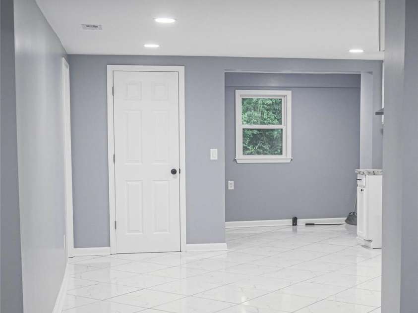 3974 Zero Mull Road, Morganton, NC 28655.  MLS# CAR4401190, YatesRealty ID 44843. DINING