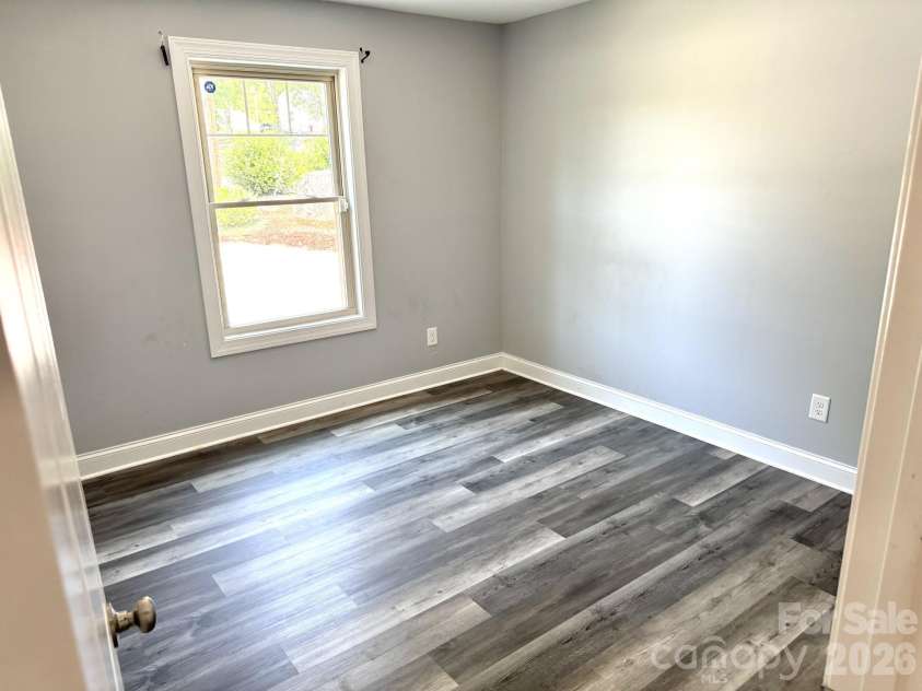 212 Old Centergrove Road, Kannapolis, NC 28083.  MLS# CAR4411907, YatesRealty ID 44845. 