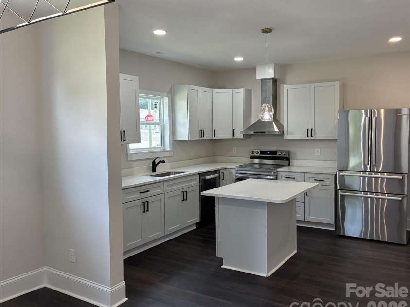 107 Lineberger Street, Shelby, NC 28150.  MLS# CAR4414016, YatesRealty ID 44848. 