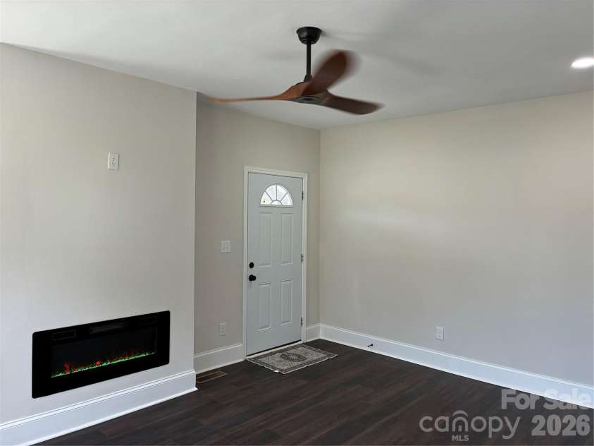 107 Lineberger Street, Shelby, NC 28150.  MLS# CAR4414016, YatesRealty ID 44848. 
