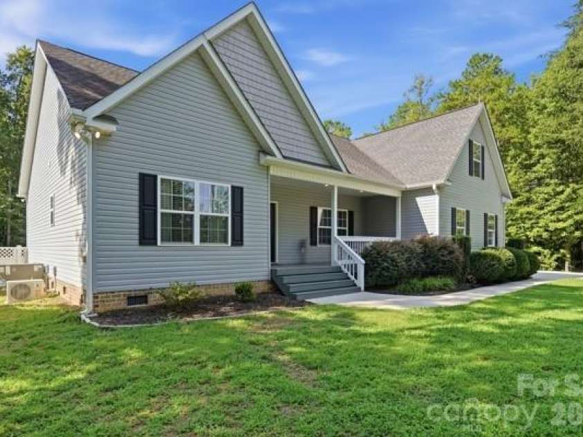4643 Mt Gallant Road, Rock Hill, SC 29732.  MLS# CAR4414985, YatesRealty ID 44849. 
