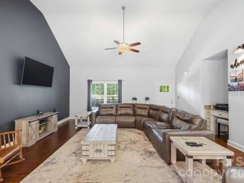 4643 Mt Gallant Road, Rock Hill, SC 29732.  MLS# CAR4414985, YatesRealty ID 44849. 