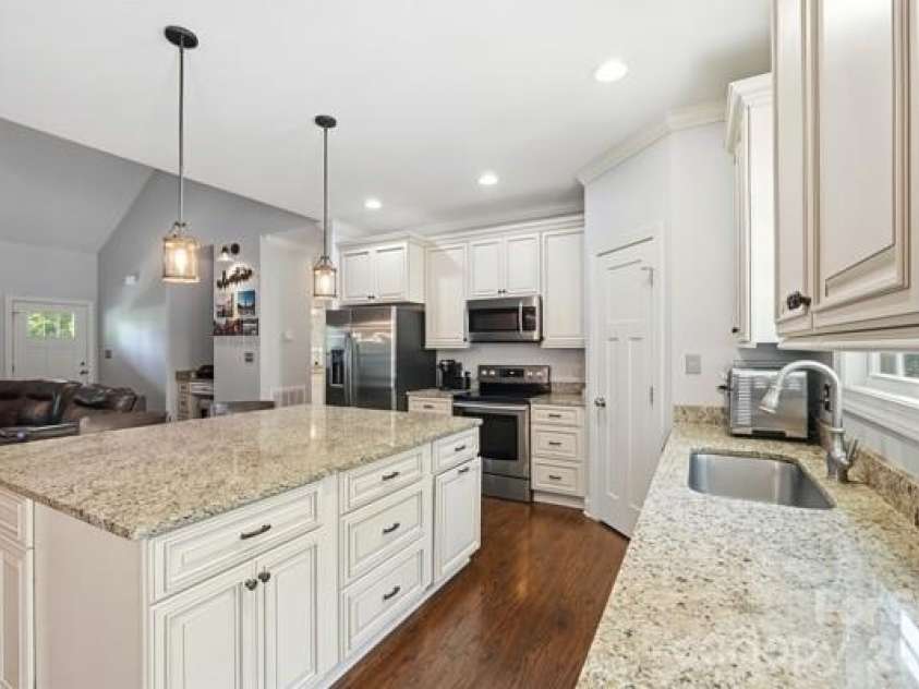 4643 Mt Gallant Road, Rock Hill, SC 29732.  MLS# CAR4414985, YatesRealty ID 44849. 