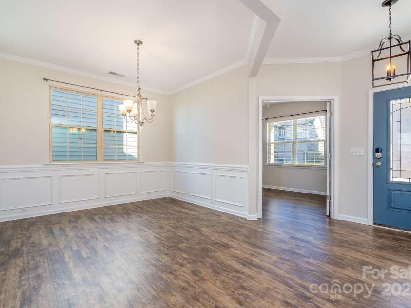 1878 Sapphire Meadow Drive, Fort Mill, SC 29715.  MLS# CAR4209802, YatesRealty ID 4485. Formal dining room